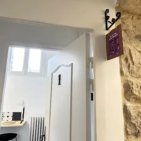Elegant*epoxy*design&decor Apartment *